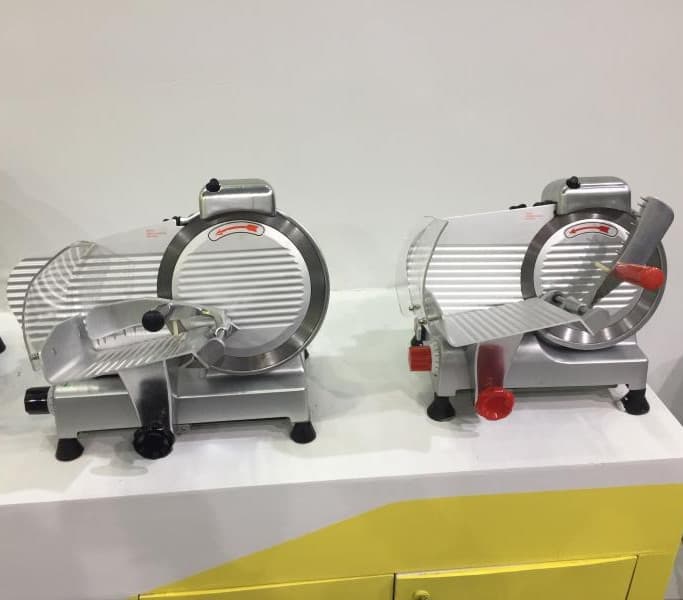 Cortadora de Fiambres Comercial Semiautomática 200 mm | Espesor Ajustable 1-12 mm | 8 inch slicer